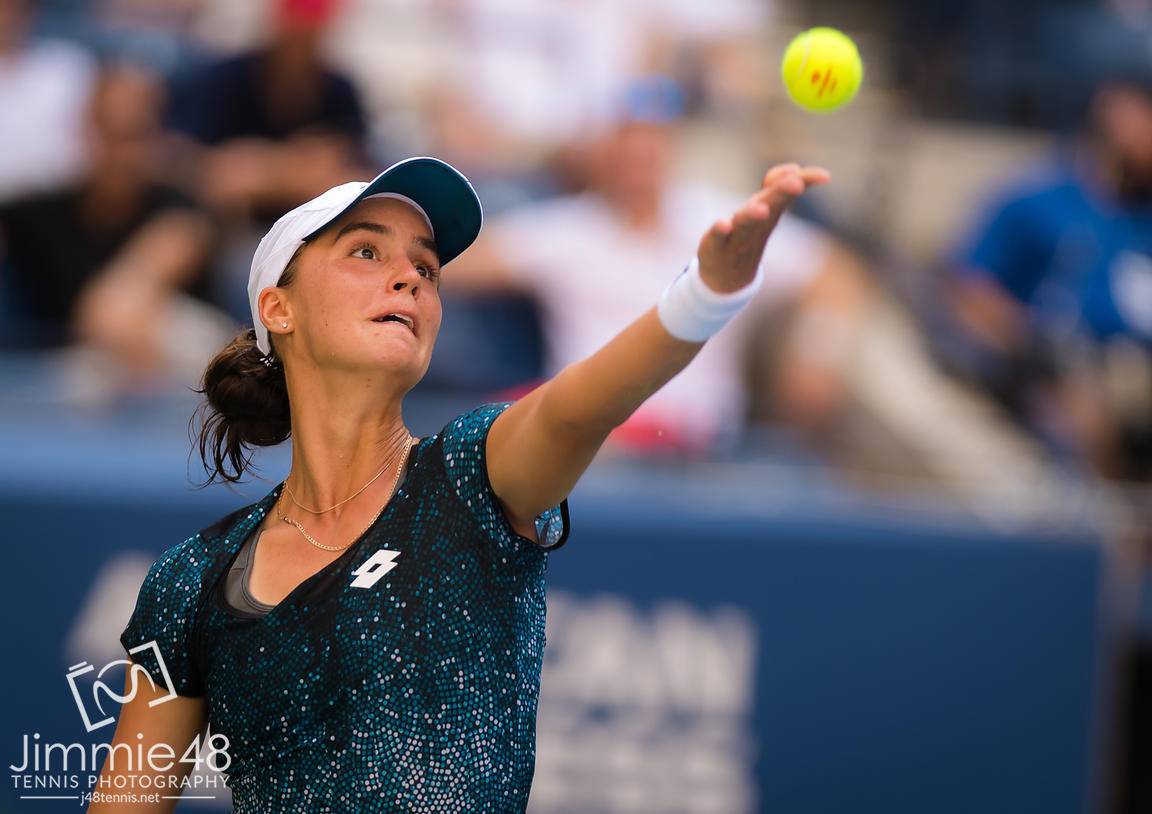 Калинина за два дня обыграла Синякову. Обзор матча в Юрмале