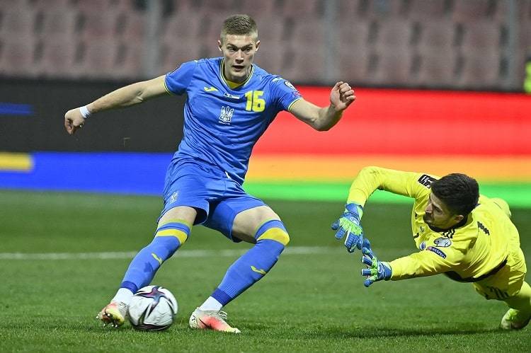 Довбик: «На мене буде тиск. Мій статус у збірній трохи змінився»