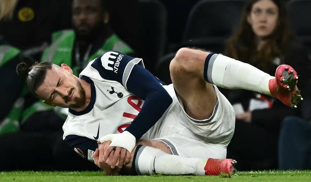 Тоттенхем втратив ключового гравця на 10-12 місяців