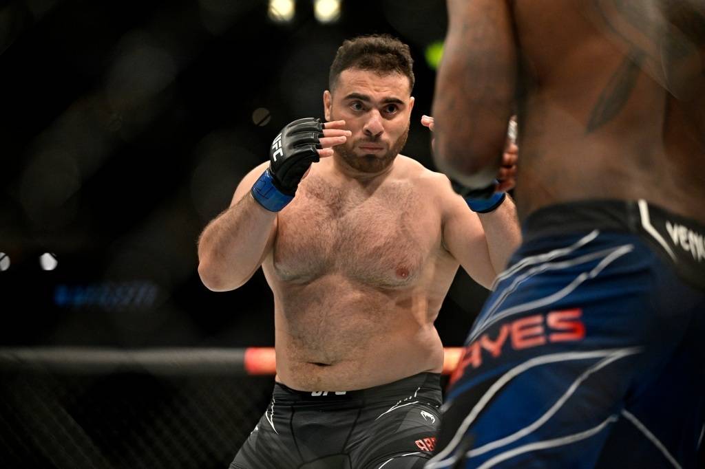 Непереможений боєць UFC у важкій вазі здав позитивний допінг-тест