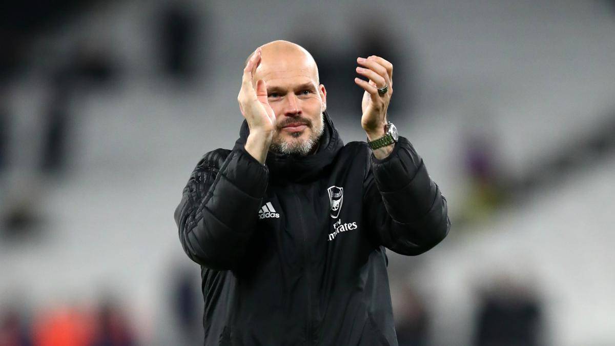 Юнгберг ушел из «Арсенала». Артета остался без помощника