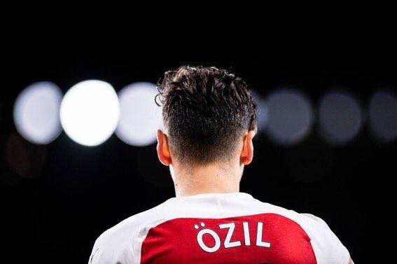 Эмери заявил, что Озил не нужен «Арсеналу» 
