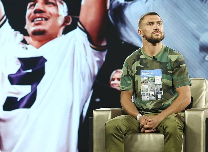 Ломаченко все еще считает, что из-за травмы нельзя было отказываться от боя с Лопесом 