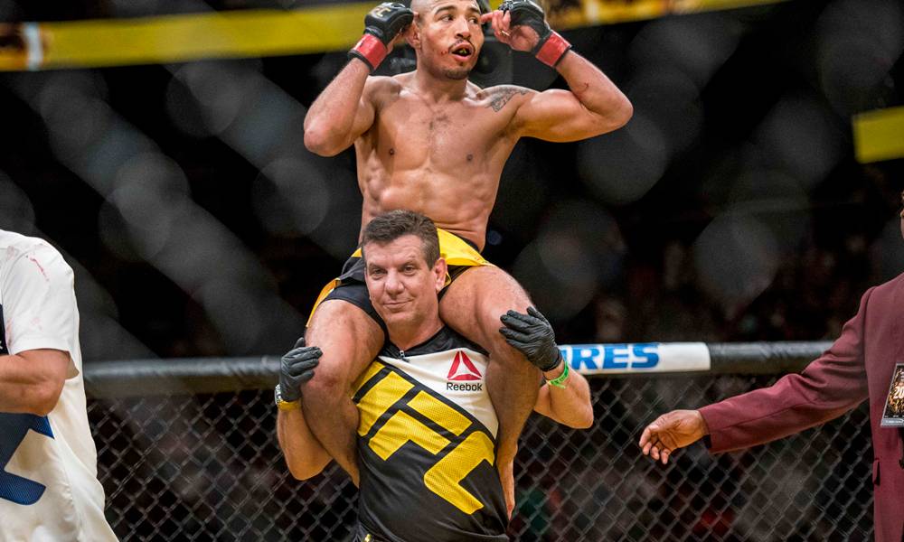 Тренер назвал причины поражения Алдо в поединке с Волкановски