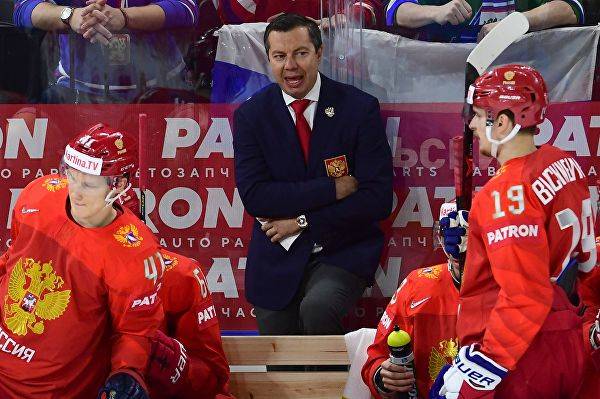 «Выходим и пиз*им их сразу, пид*расов». Как сборная России настраивалась на Чехию