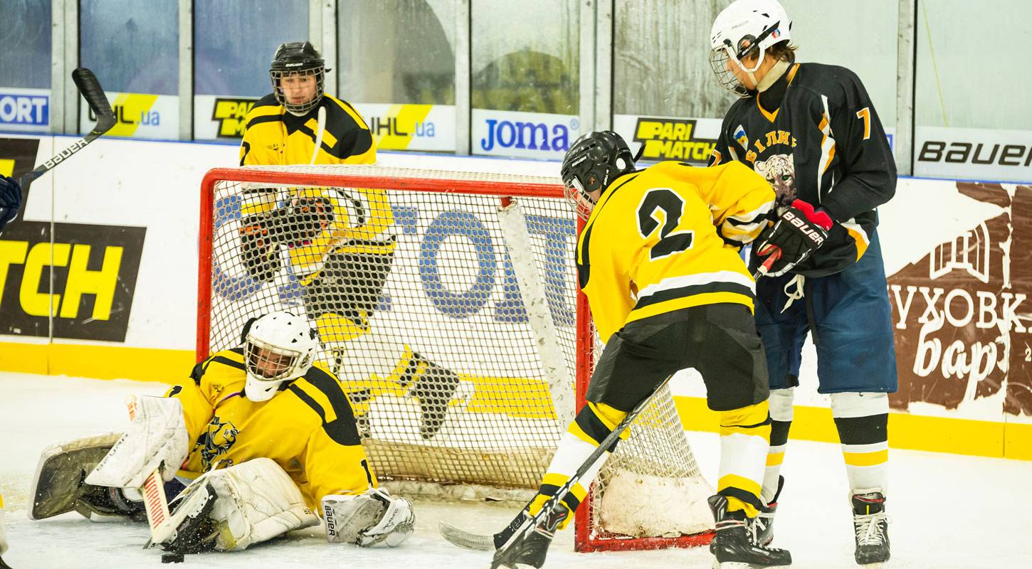 Junior Hockey Cup. « Придніпровськ » розібрався з « Білим Барсом »