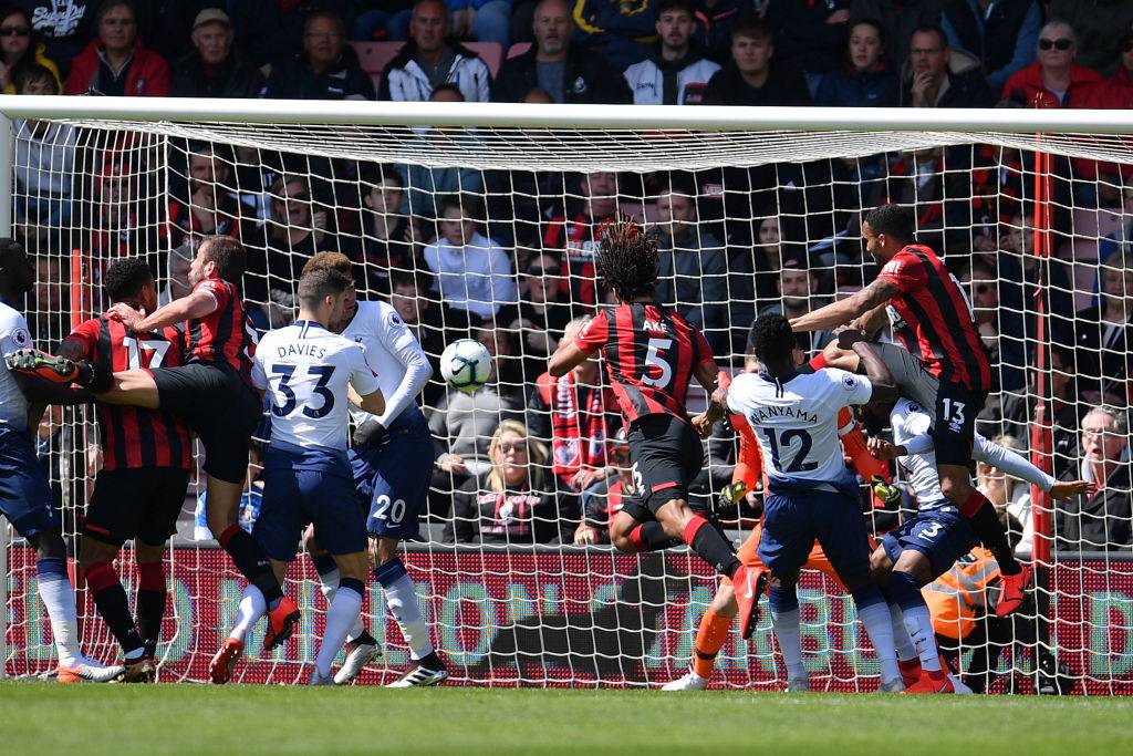 «Борнмут» в большинстве дожал «Тоттенхэм» на последних минутах