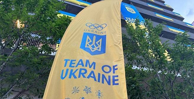 Українська легкоатлетка-красуня показала форму, в якій змагатиметься на Іграх-2024
