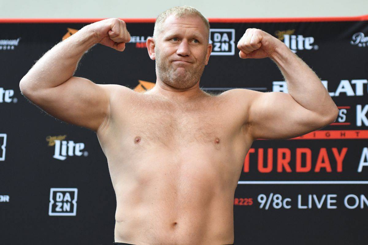 Харитонов назвал победителя турнира UFC 6 алкоголиком