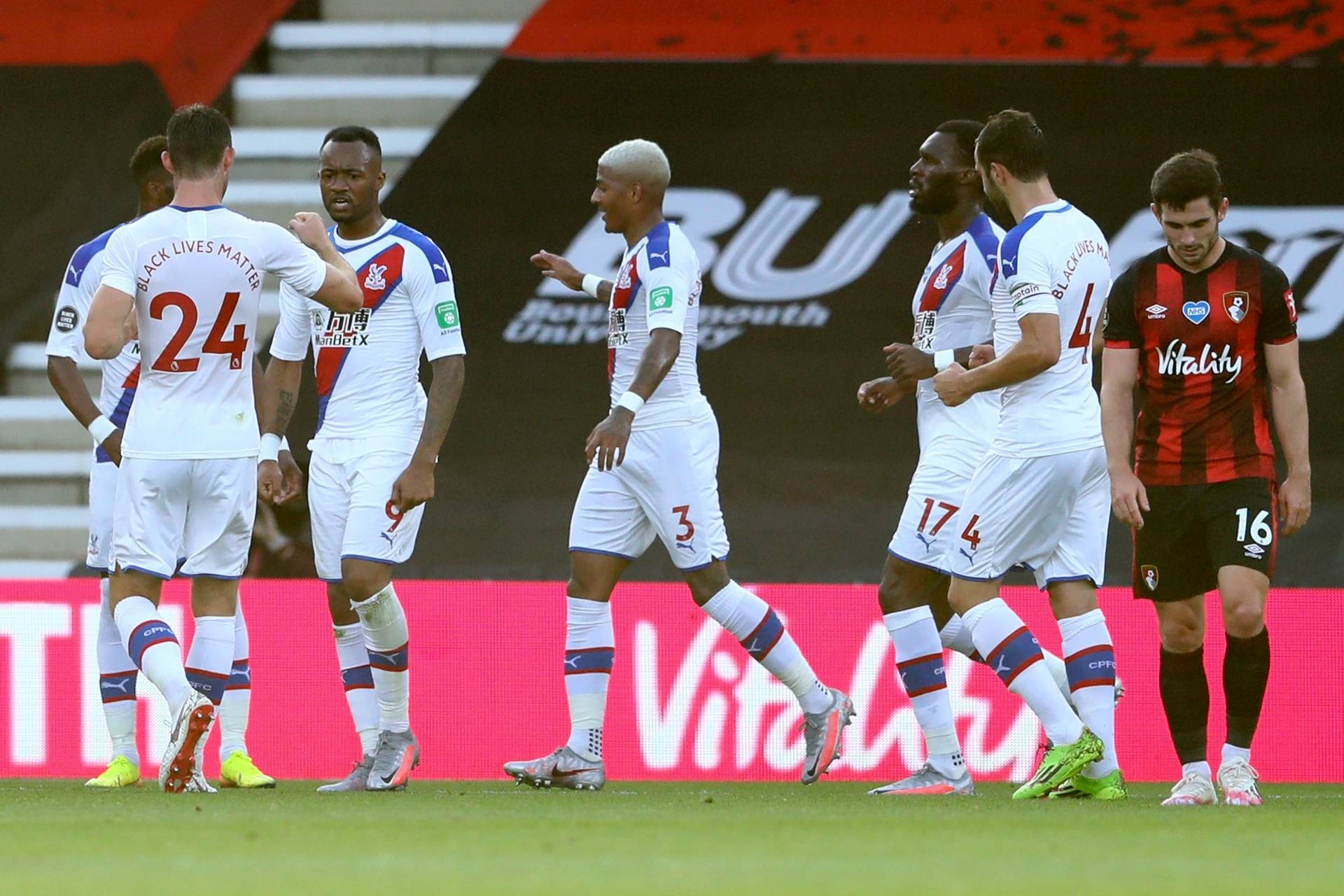 Чемпионат Англии. «Вулверхэмптон» — «Кристал Пэлас». Видео трансляция
