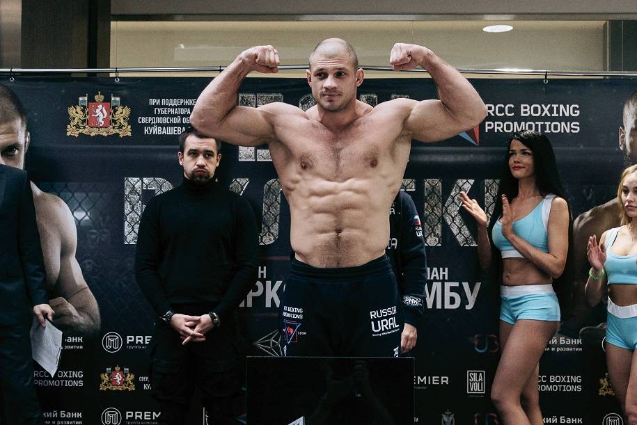 Уволенный из UFC «Русский Халк» имеет другие предложения о месте работы