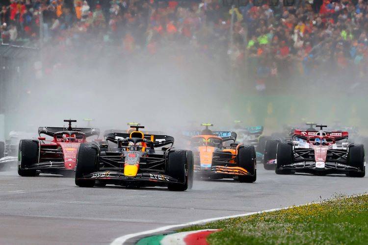 Два инженера Red Bull и Ferrari получили разрешение работать в McLaren