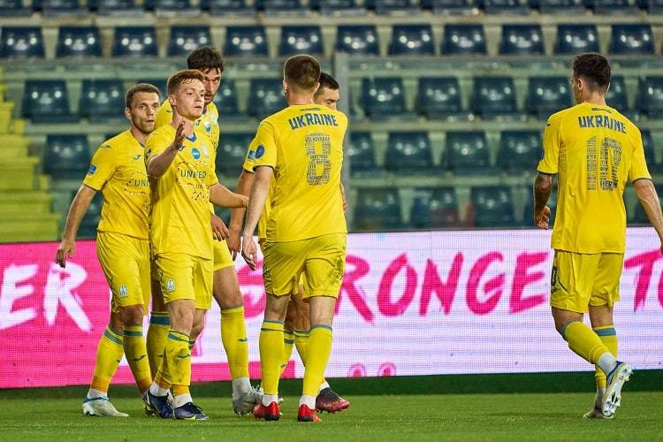 Відомий стартовий склад збірної України на матч з «Рієкою»
