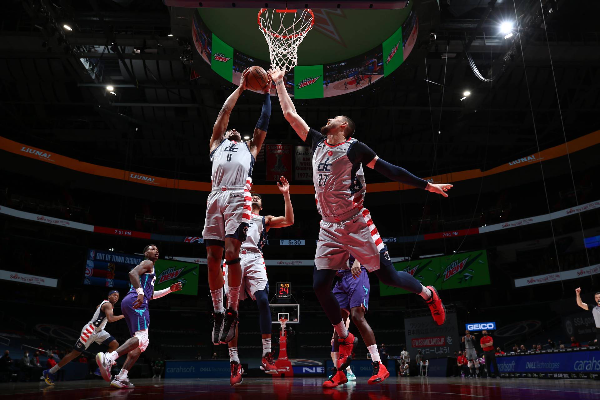 Лень вновь вышел в старте «Вашингтона» и провел неплохой матч