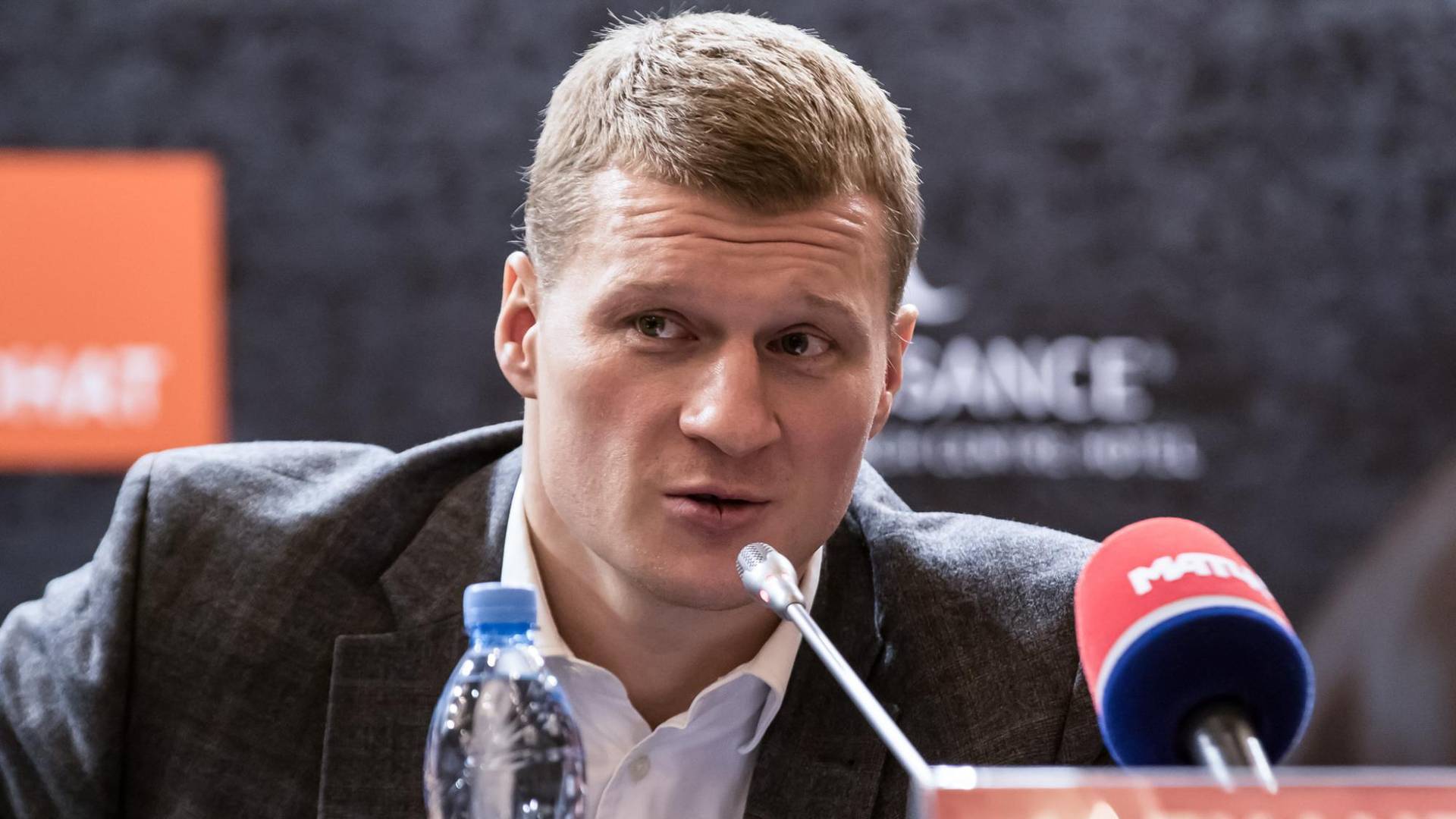 Поветкин хочет провести бой против Уайта