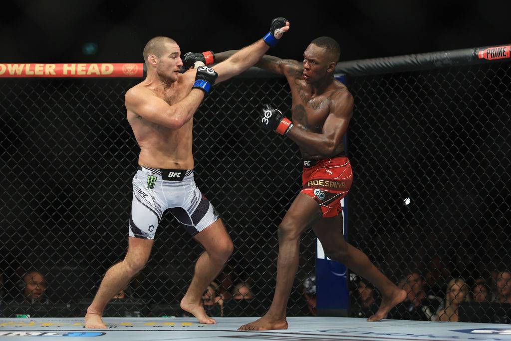 Президент UFC назвав головну причину поразки Адесаньі