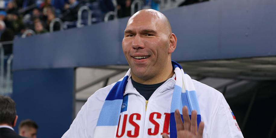 Валуев высказался о конкуренции бокса и ММА