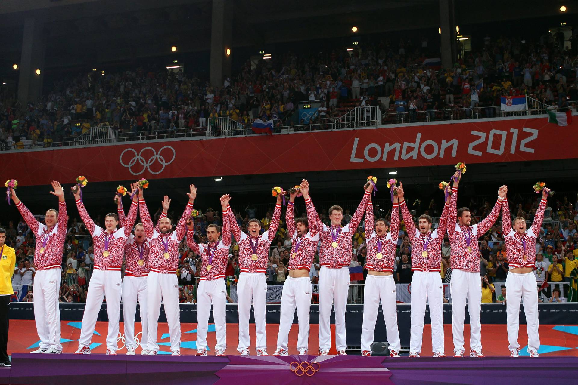 «Спортсмени повинні сприяти миру». FIVB – про закупівлю російськими волейболістами амуніції для війни проти України