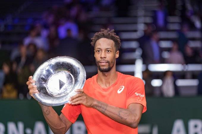 Монфис: «Нам  с Вавринкой трудно чем-то удивить друг друга»