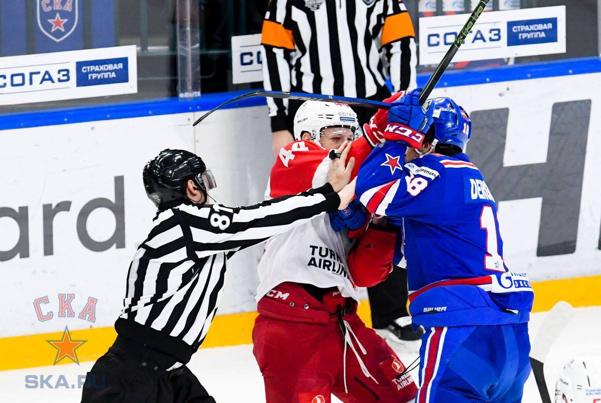 СКА снова проиграл «Спартаку», а ЦСКА, «Автомобилист» и «Барыс» удвоили преимущество в своих сериях