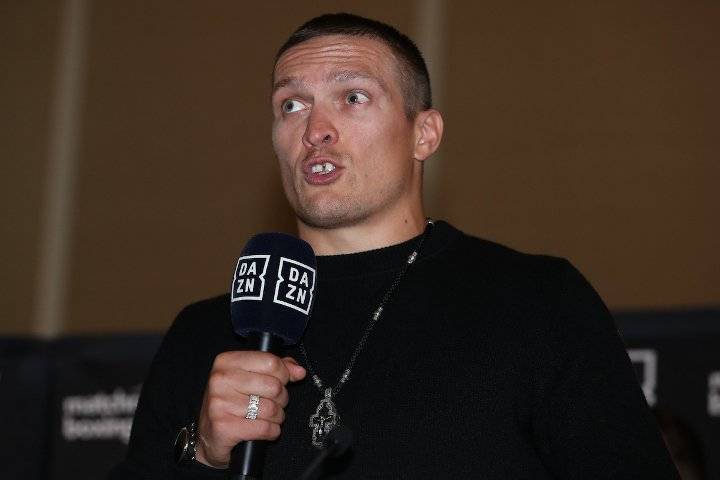 Красюк: « Немає причин проводити табір Усика в Англії. У нього в Києві є все, що потрібно »