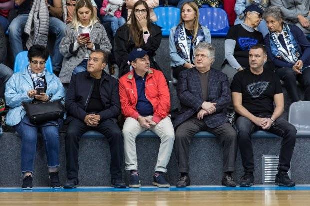 Коломойский посетил матч сына против «Черкасских Мавп»