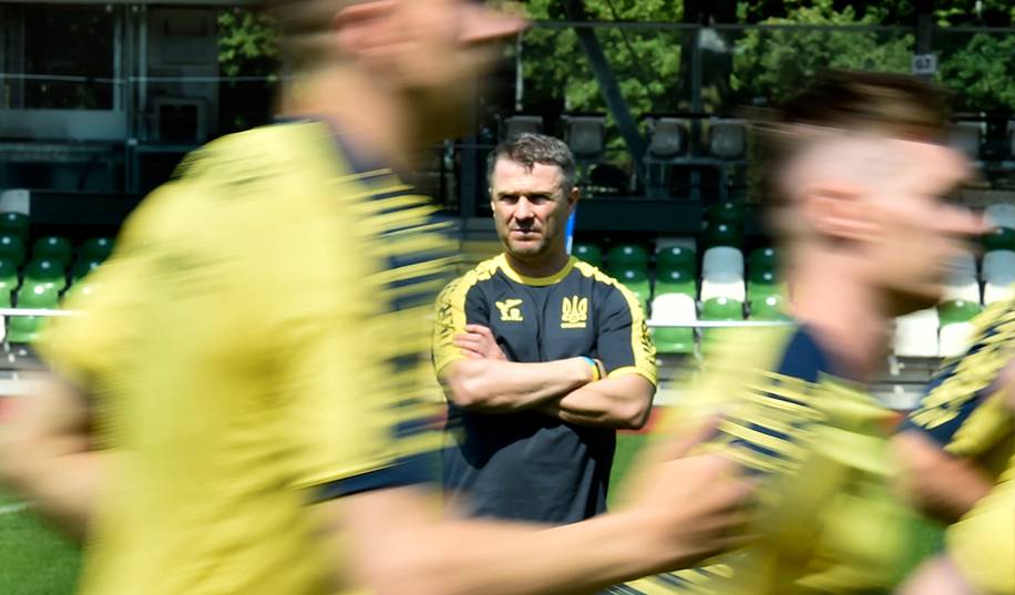 Ребров признался, готов ли он отпустить игроков в молодежную сборную Украины