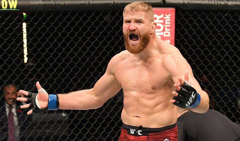 Колишній чемпіон UFC звернувся до Зума: «Якщо ти такий крутий, ублюдок, то вдар мене»