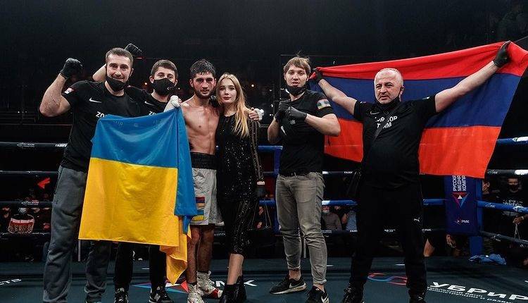 «В россии всегда поднимался украинский флаг и играл гимн Украины». Сенченко рассказал, какие сообщения получал от россиян после 24 февраля