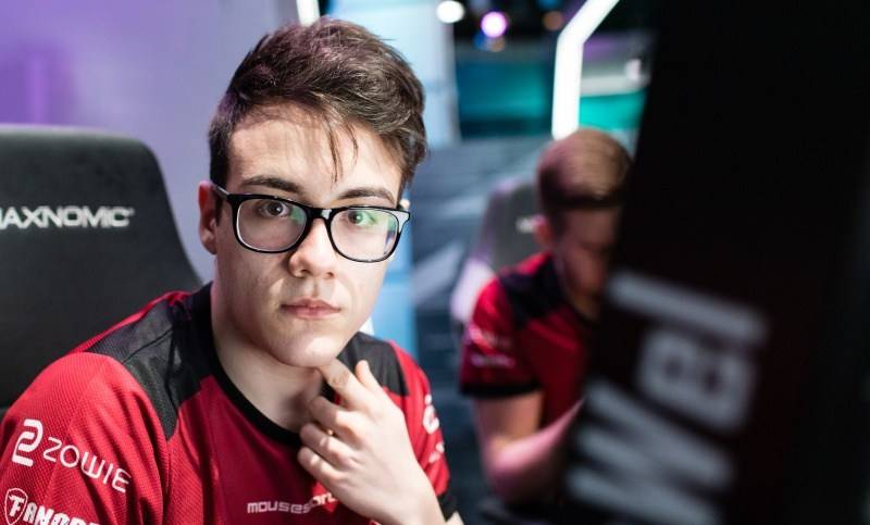 CS:GO. Steel и IoWel перебрались в Movistar Riders