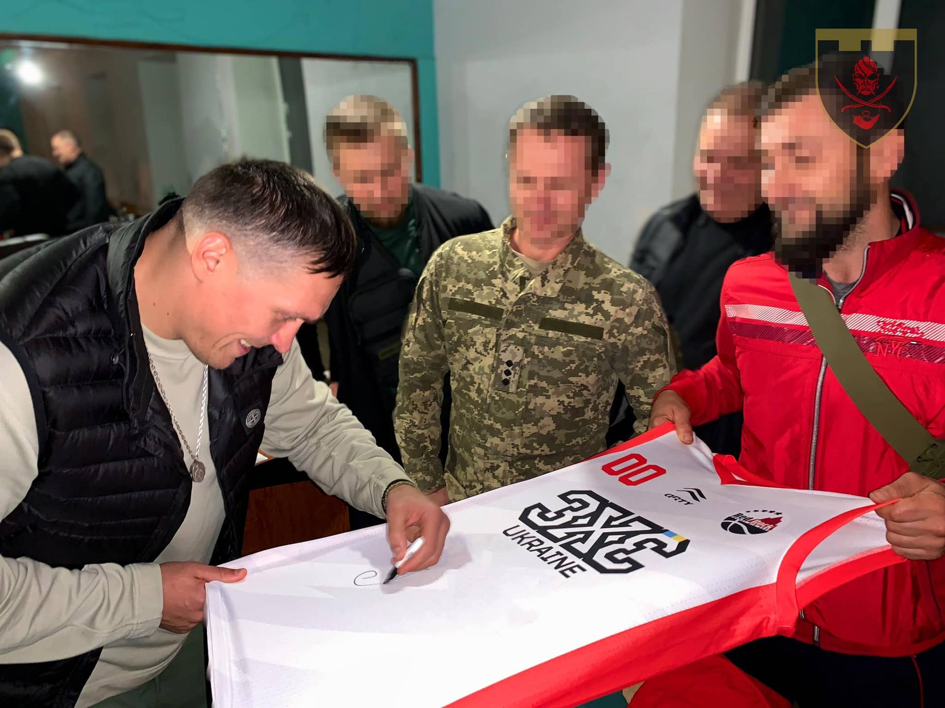 Усик побував в гостях у Криворізької окремої бригади тероборони