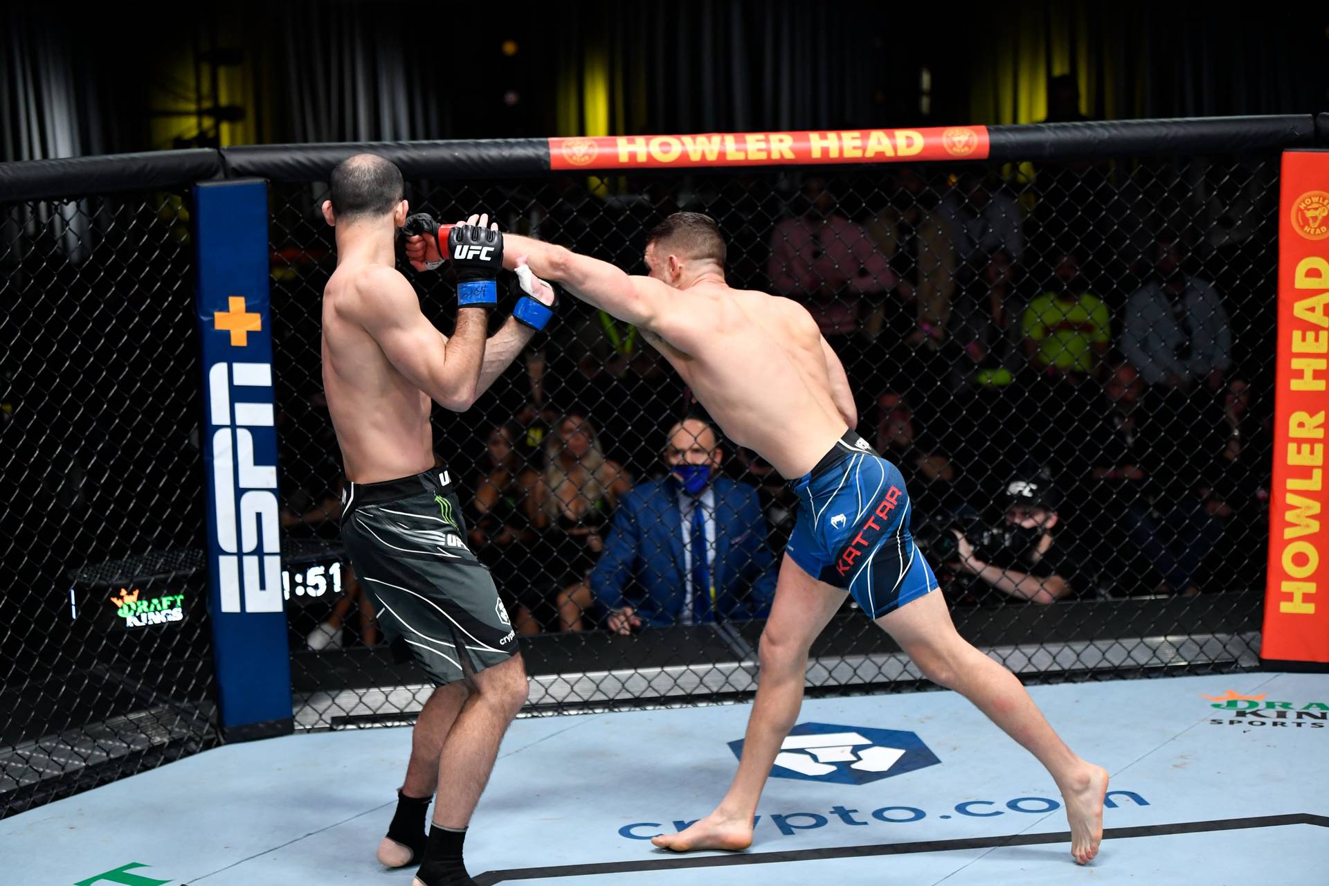 Результати всіх поєдинків турніру UFC on ESPN 22: Перемоги Каттара, Чукагян і росіянина з «українським» прізвищем