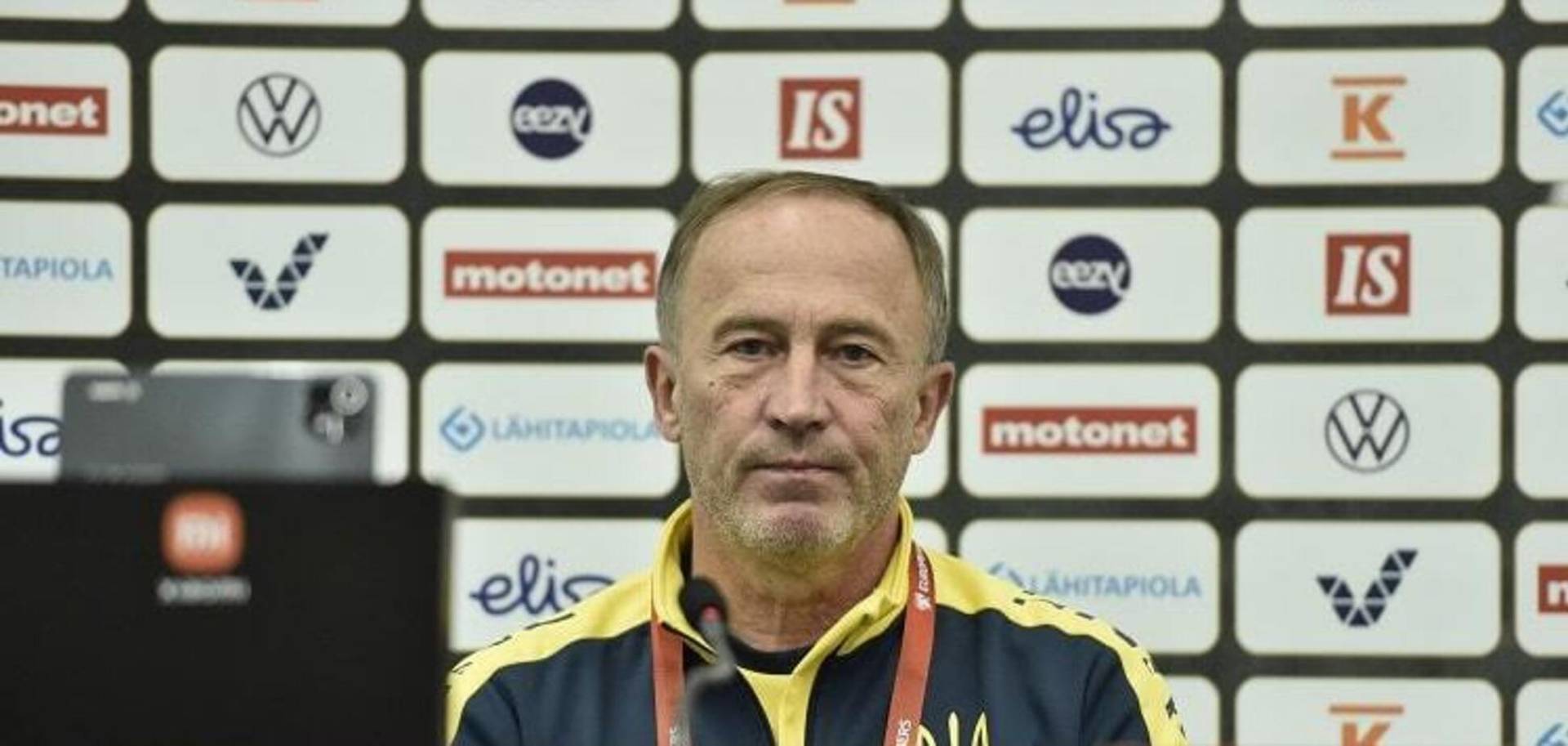 Зарплата Петракова в збірній України не змінилася навіть після того, як прибрали приставу «і.о.»- джерело