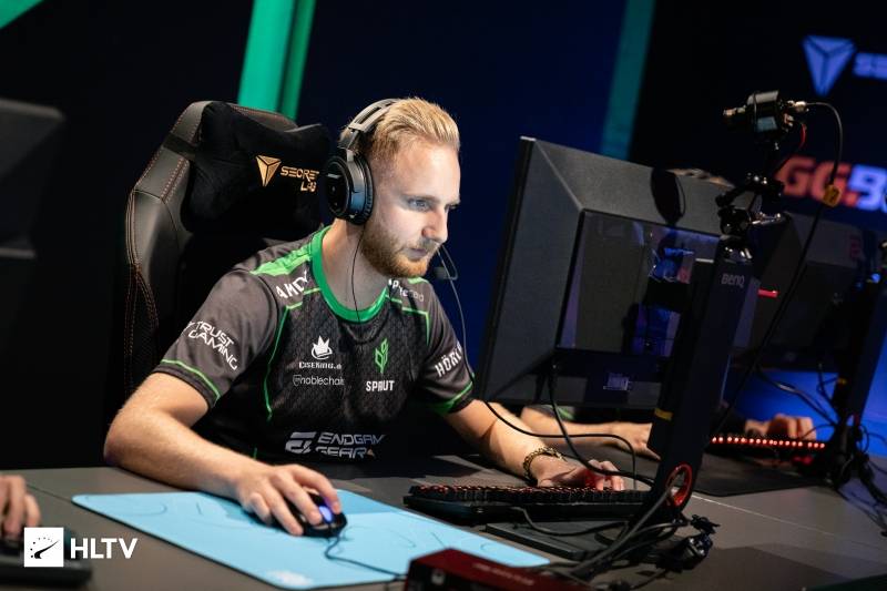 CS:GO. SyrsoN покинул Sprout