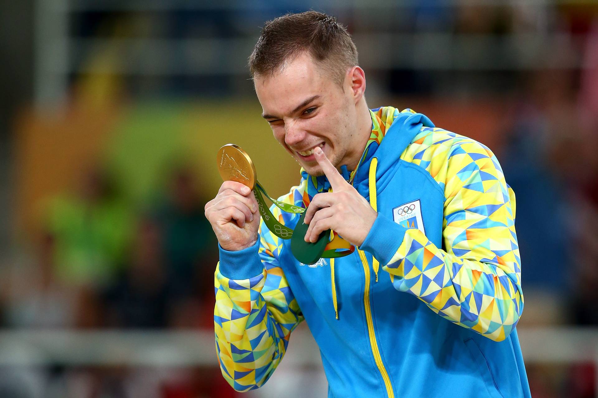Спортсмен з рф, який виступив за війну, на путінську пропаганду прибув з «подарованим» олімпійським золотом