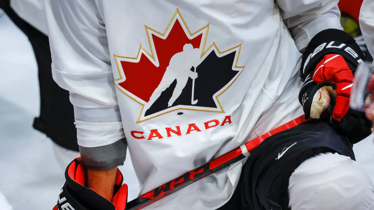 IIHF призвали приостановить деятельность Федерации хоккея Канады