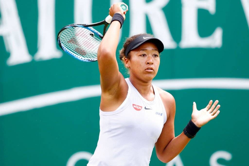 Осака затролила поклонника в соцсетях