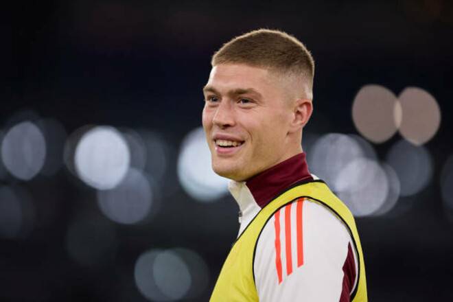 Чи зіграє Довбик проти Динамо? Тренер Роми дав відповідь