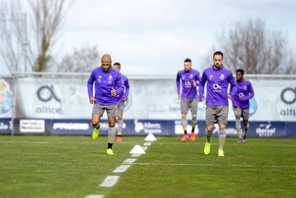 Игроки «Порту» в хорошем настроении провели открытую тренировку перед игрой с «Ромой»