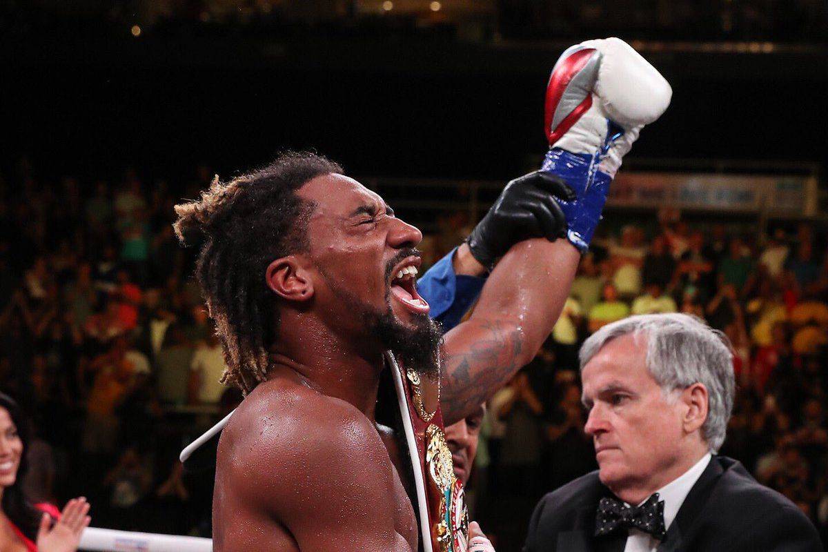 Чемпион WBO бросил вызов Деревянченко сразу же после поражения украинца от Головкина
