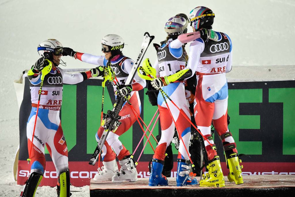 Швейцарские горнолыжники стали чемпионами мира в миксте