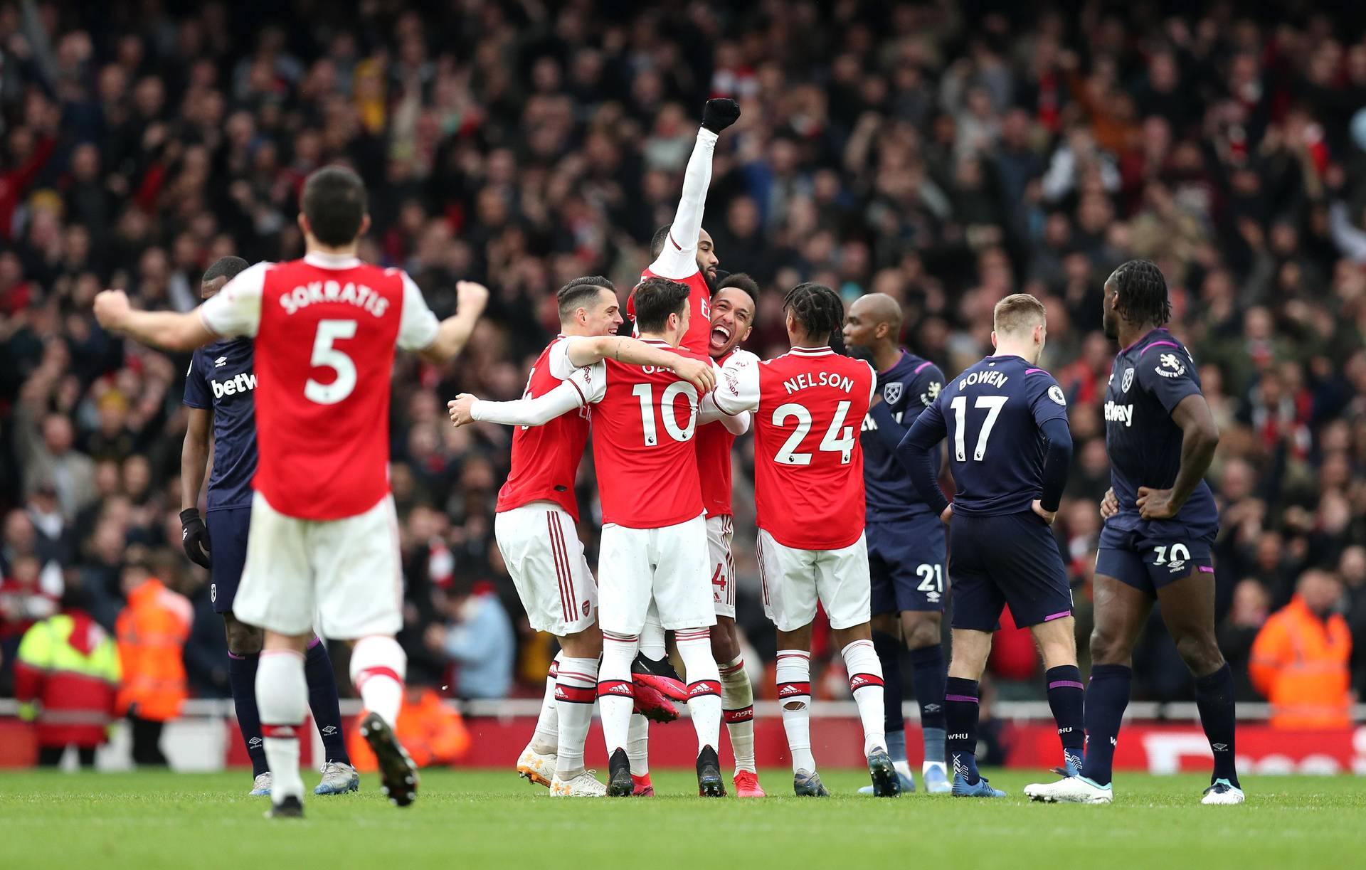 Ляказетт принес победу «Арсеналу» в дерби с «Вест Хэмом»