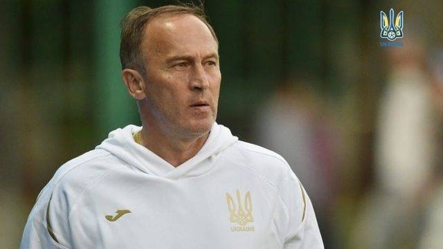 Петраков довызвал в сборную Украины еще одного вратаря вместо Лунина