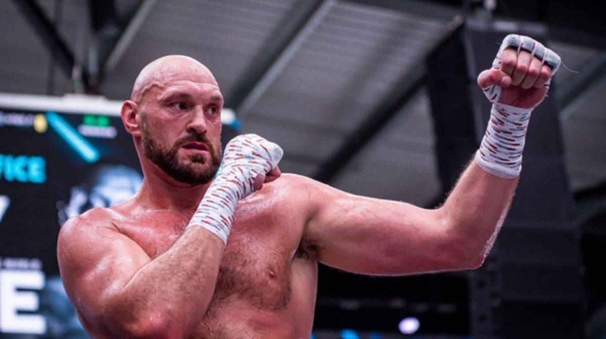 Ексчемпіон світу порівняв Ф'юрі з коробкою шоколадних цукерок