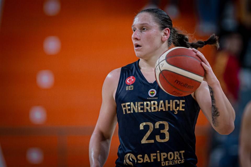 Ягупова – в топ-10 невероятных перфомансов года по версии FIBA