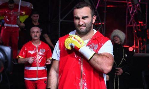 Гассиев: « Буду вболівати за Сашку в поєдинку з Джошуа »