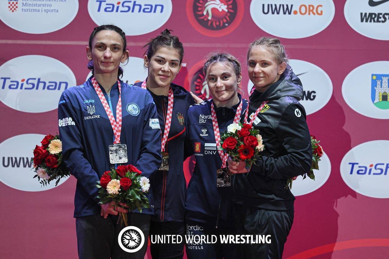 Грушина-Акобія і Коляденко поборються у фіналі чемпіонату Європи