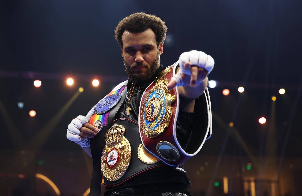 WBO может санкционировать титульный бой в хэвивейте между двумя нокаутерами