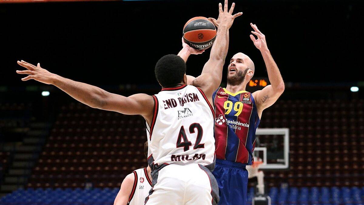 Евролига. «Барселона» без Пустового разобралась с «Миланом», «Бавария» минимально обыграла «Эфес»