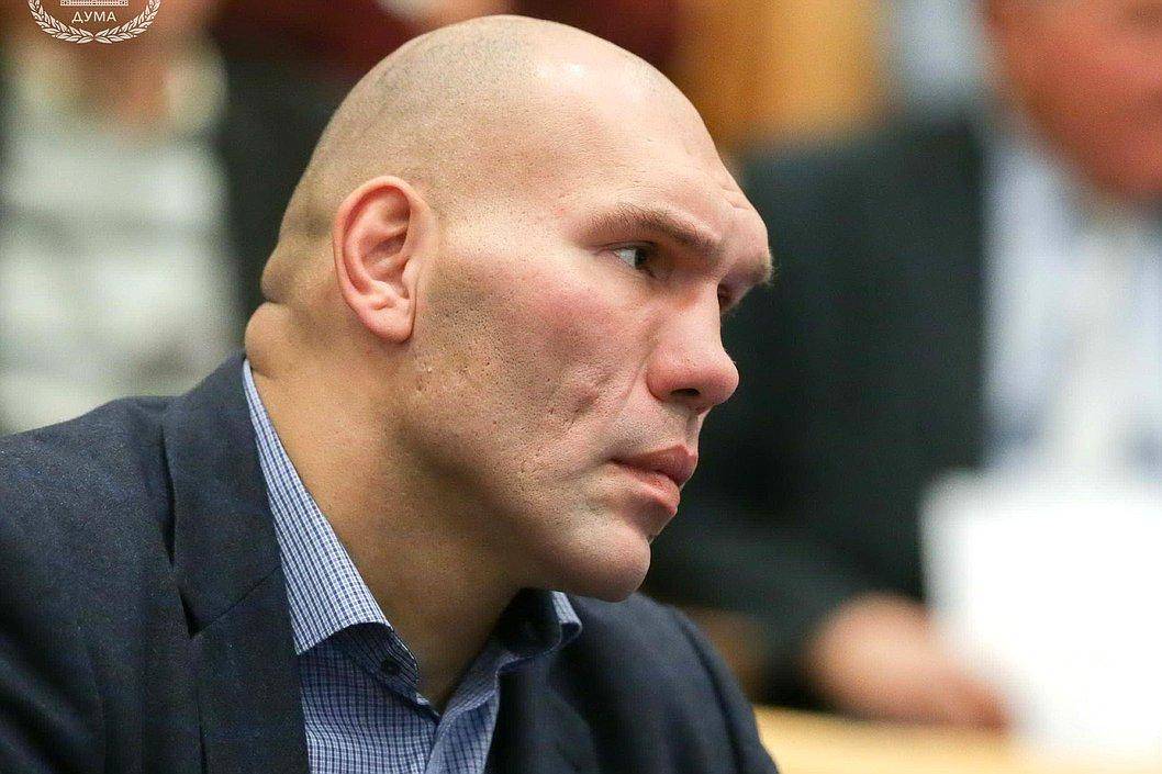 Валуев: «Многим нужно поучиться у Усика как себя вести, особенно украинским политикам»